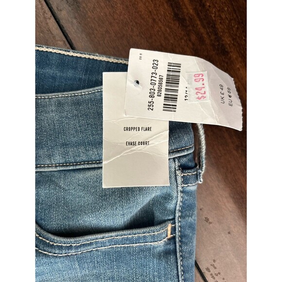 Abercrombie Kids Cropped Flare Slim Fit Medium Wash Size 13/14 NEW - Picture 10 of 11